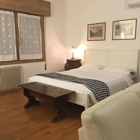 Couette-café Venezia 3*